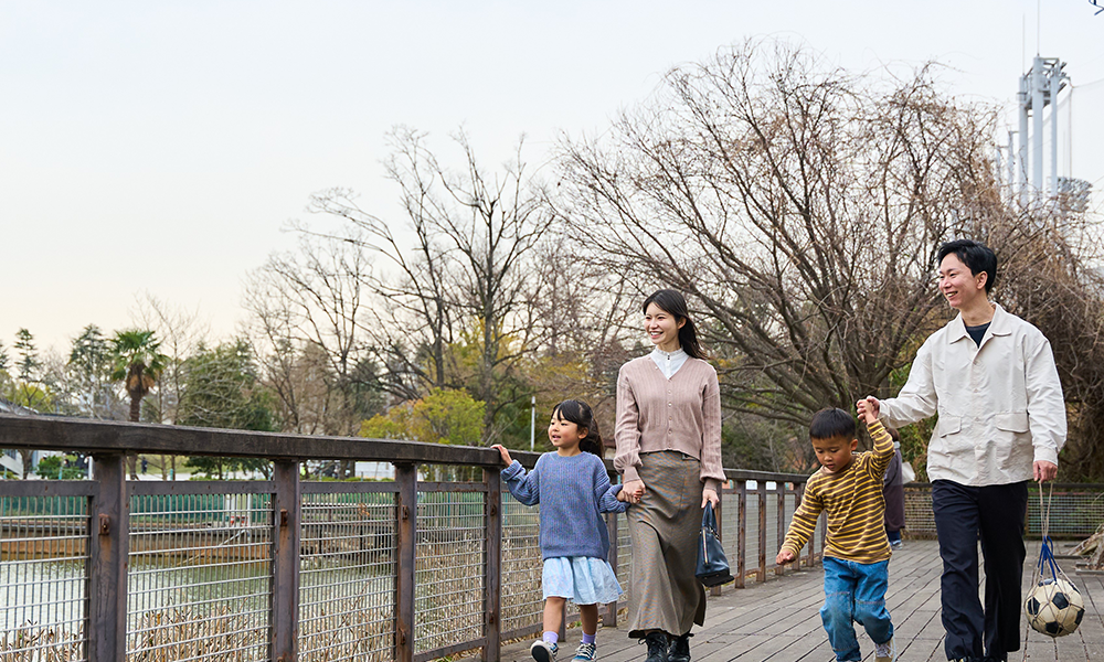 新生児が寝ている写真